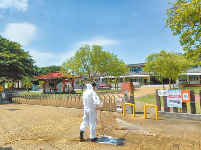嘉义县25日新增10人确诊，包括2名国小学童，县府已针对确诊者足迹完成清消。（嘉义县政府提供／吕妍庭嘉义传真）