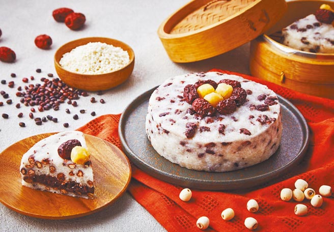 遠東百貨亞都麗緻天香mini上海紅豆鬆糕，620元。（遠百提供）