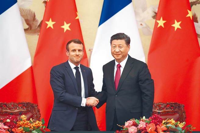 中国对马克宏最期待的是2020年底梅克尔担任欧盟轮值主席最后2天完成谈判的《中欧投资协议》，这项中欧史上最广泛、影响最大的经贸协议就要看马克宏是否能在一年内推动双方收回制裁并进行签署。（图／中新社）