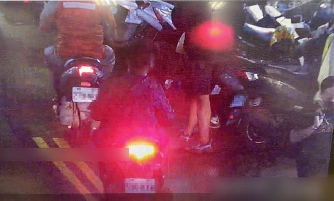 吳嫌騎乘贓車被下班警員發現。（警方提供）