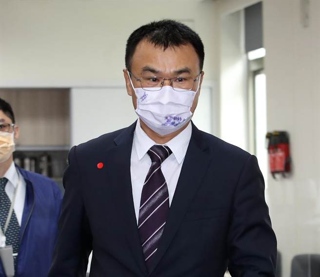 陈吉仲表示，当初为了确保动物福利而实施零安乐政策，但若零安乐没有让动物福利增加就要坦然面对修法结果。（刘宗龙摄）