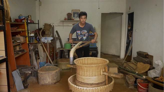 纪录片《砻之旅》获得纪录片类文化议题铜奖。（客家电视台提供）