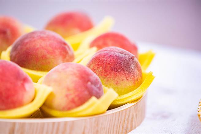 媽媽桃因產季適逢母親節前後得名5月桃，為桃園拉拉山特色品牌。（桃園市政府提供／陳夢茹桃園傳真）