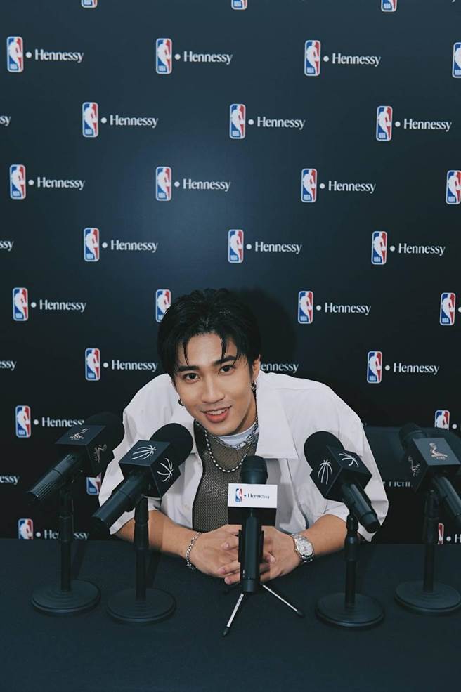 娄峻硕遇疫情工作不减反增，预告年底出辑。（想不到音乐工作室提供）