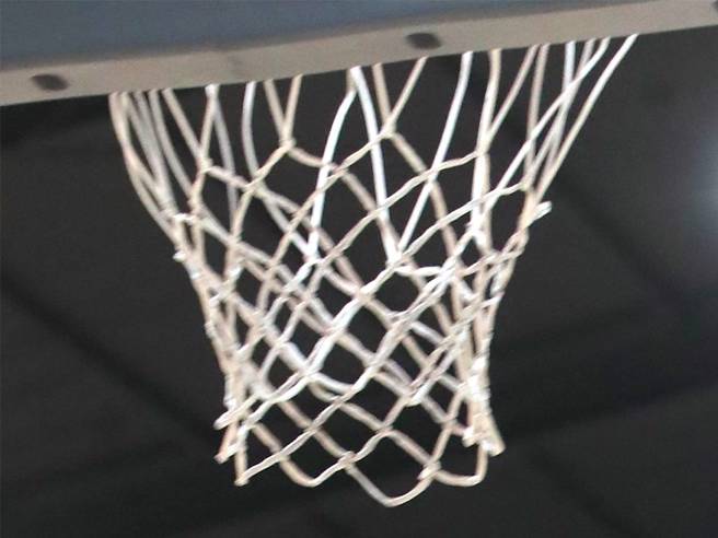 第19屆SBL以例行賽戰績作為最終排名，籃協計畫另覓時間、地點舉辦頒獎典禮肯定球隊付出。(鄭任南攝／報系資料照)