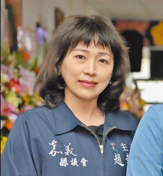 嘉義縣議會行政組主任趙幸芳登記番路鄉農會總幹事候聘。（民眾提供／張亦惠嘉義傳真）