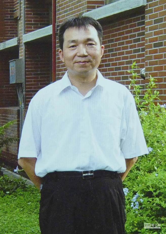 赖荣俊担任大甲工务段长任内，荣获交通部「创新奖工程甲类奖」，更拿到交通部104年模范公务人员殊荣，如今却卷入涉贪风坡中，与过去优质勤奋专业的形象，形成强烈对比。(本报资料照片)