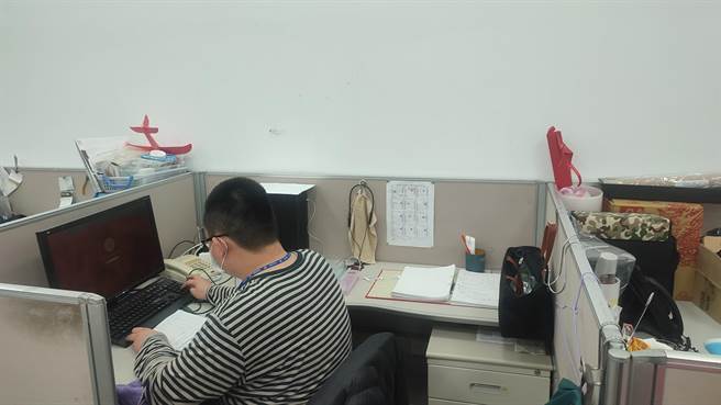 新北劳工局设「企业身障求才统合服务窗口」助企业雇用自闭症身障者。（新北市劳工局提供）
