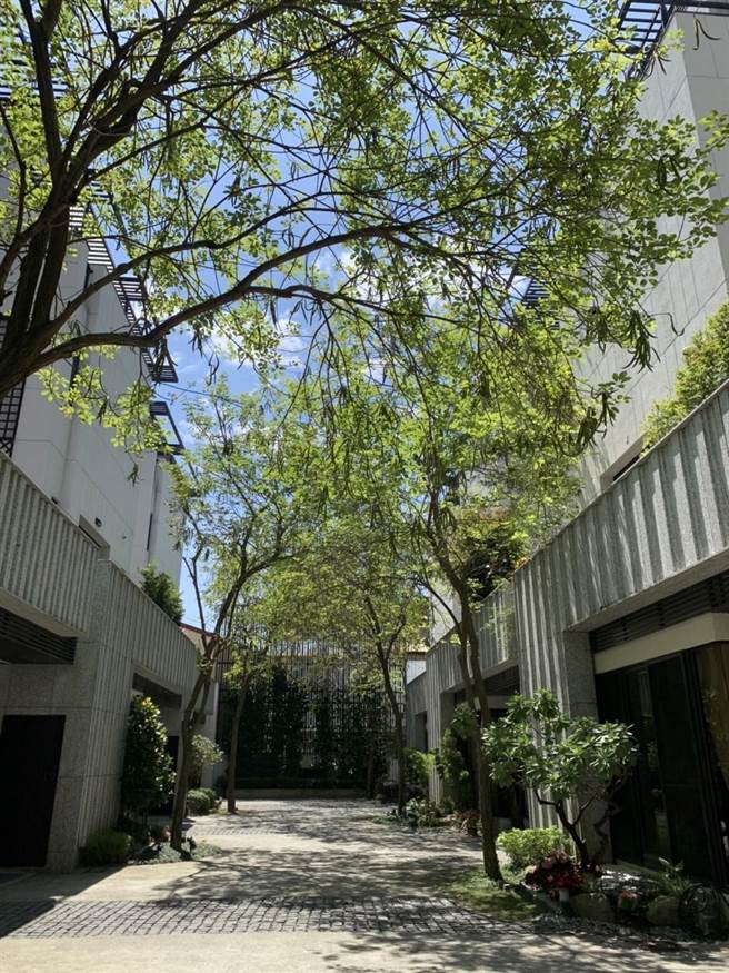 疫情延烧，民眾购屋将防疫健康宅，列为重要选择条件。（卢金足摄）