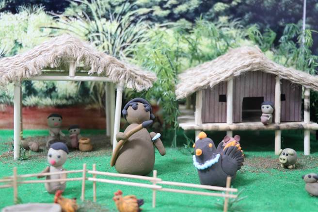 土偶作坊体验手作乐趣。（十三行博物馆提供）