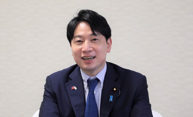 日本执政党自由民主党青年局长小仓将信下周将率团访台。(图／中央社)