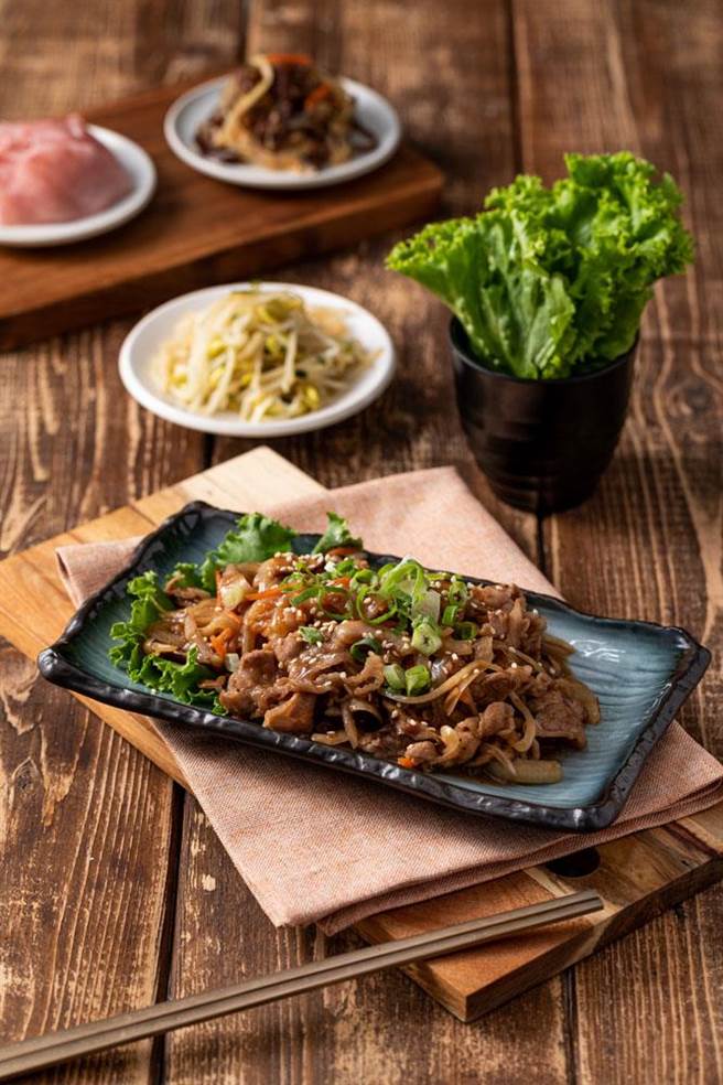 北村豆腐家-酱烧牛五花，208 元。（豆府餐饮集团提供）