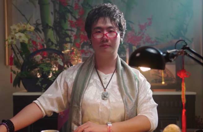 阿翰因九天玄女影片爆红。(图 /取自阿翰po影片脸书)