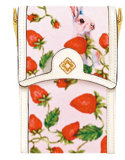 远百信义A13 ANDERLOS春之礼讚珍珠炼印花手机包，售价4980元、优惠价3980元。（远百提供）