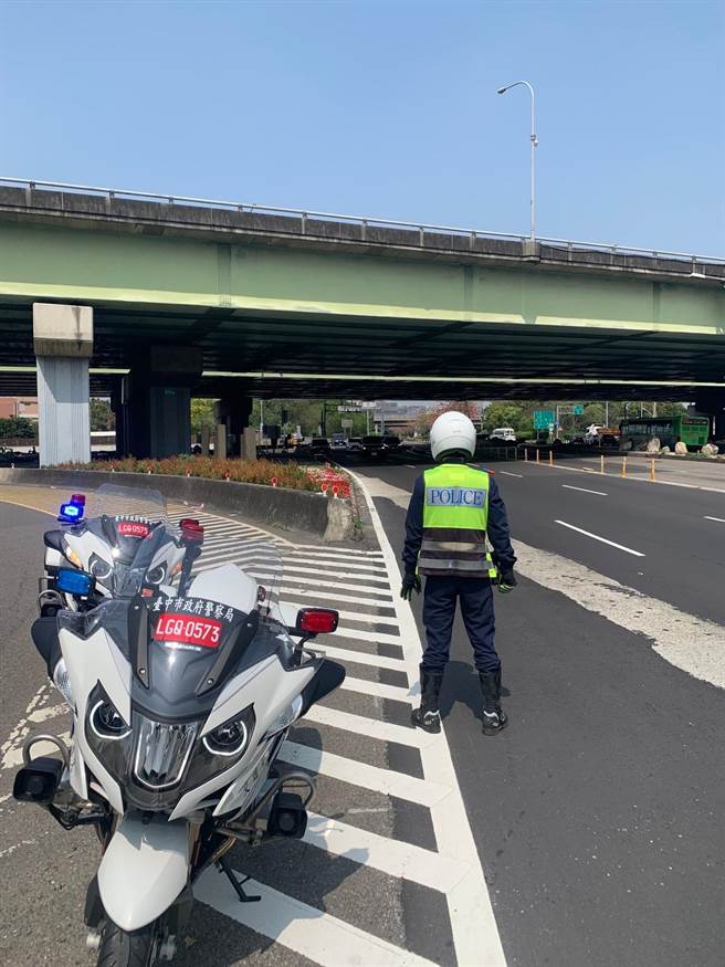 台中市警察局於5月1日當天針對國道、客運轉運站及市區道路等，加強交通疏導勤務規劃。（台中市警察局提供／張妍溱台中傳真）