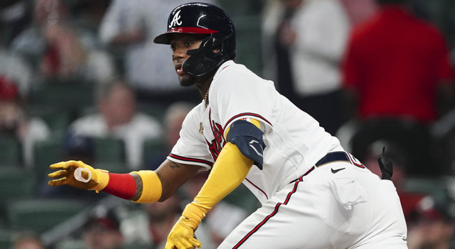 小阿库尼亚回来了(美联社)