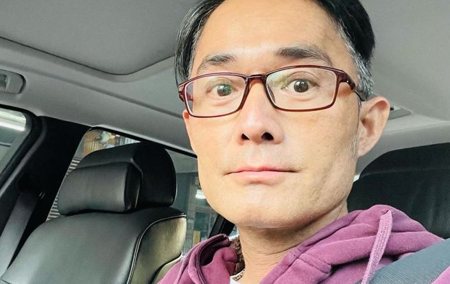 江国宾为了女儿也去排队买快筛。（图/江国宾FB）