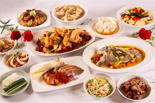 台北萬豪酒店推出母親節限定外帶外送饗宴。（業者提供）