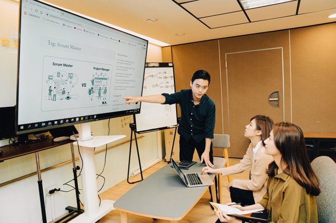 信义房屋与微软Azure的合作有益招募数位人才。(图/信义房屋提供)