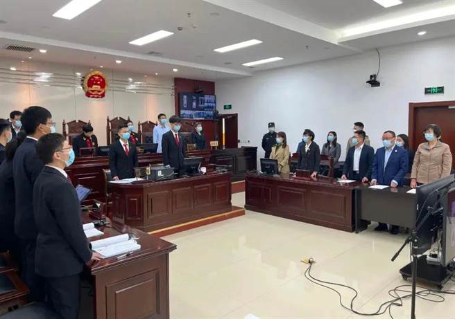 山西台骀山景区冰雕馆13死火警事故一审宣判：12人获刑，最重6年。（山西高院微信公眾号）