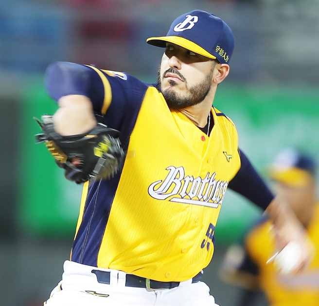 中信兄弟象魔力。（季志翔攝）