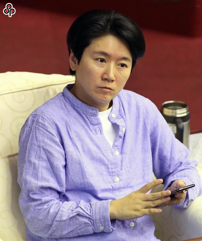 北市议员许家蓓说，我和服务处四位同仁即日起会先自主居家隔离。（本报资料照）