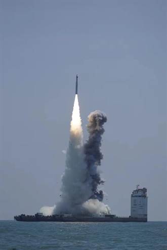 長十一發射成功 大陸首次實現運載火箭海上一站式發射
