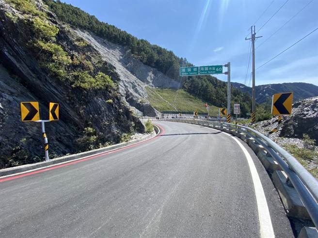 南橫公路梅山至向陽5月1日起有條件開放通車。（蔡旻妤攝）