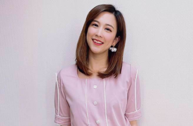 东森美女主播蔡依臻PCR阳性确诊。（yc_tsai IG）