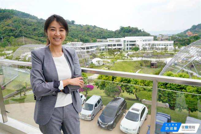 立委许淑华今天在脸书「开箱」分享九九峰动物乐园内部照片，呼吁草屯乡亲踊跃上网预约报名，把握机会免费入园参观体验。（摘自脸书／谢琼云南投传真）