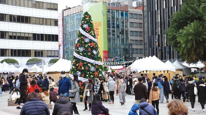 夏日嘉年华6月18日转移至圆山花海广场登场；图为去年首届展出的Bliss美好时光，陪伴国人度过难忘的圣诞假期。图／业者提供