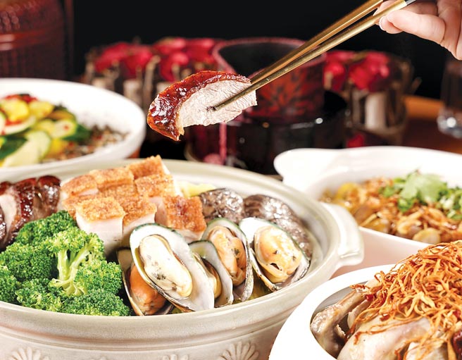 台北君品酒店外帶自取五人份中式套餐3,999元，內有六款菜色、並贈送6吋玫瑰夫人蛋糕。圖／業者提供