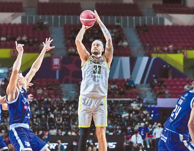 扬科维奇昨拿全队最高20分，外加9篮板的优异表现。（台新梦想家提供）