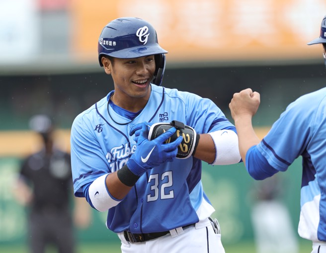 富邦悍將高孝儀單場3安「猛打賞」。（富邦悍將提供）