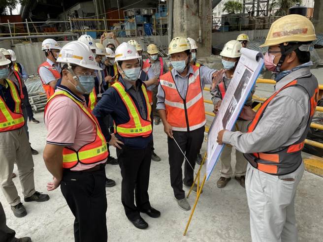 铁道局伍局长胜园视察臺南市区铁路地下化工程(铁道局提供)