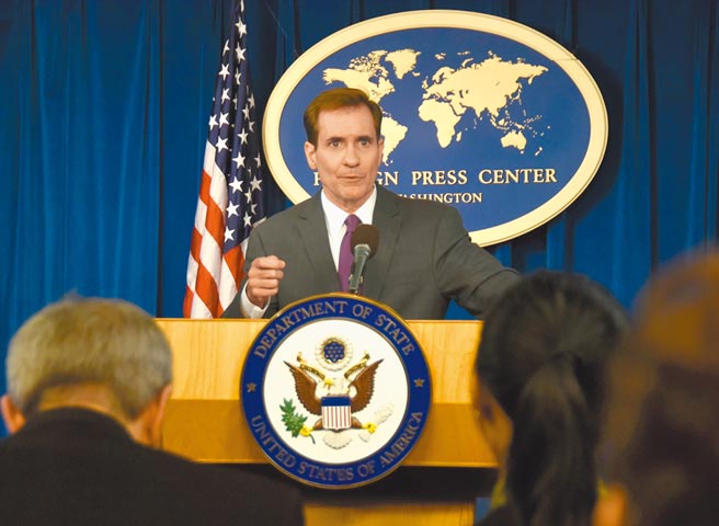 五角大廈發言人柯比的檔案照。柯比4月29日痛批俄羅斯總統普丁在烏的「墮落」行徑，還稱普丁侵烏藉口根本是「屁話」。（中新社）