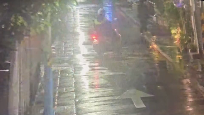 北市大安区一处住宅发生窃案，报案人称家中的520万现金不翼而飞，警方获报后赶往现场处理。（警方提供）