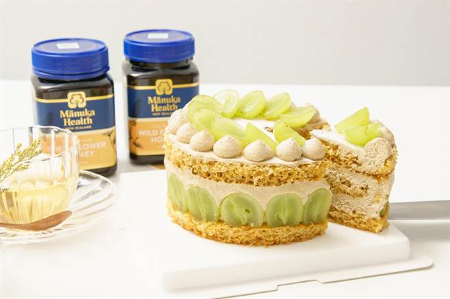 Mr. August「绿葡萄蜂蜜伯爵蛋糕」运用伯爵茶香减少甜腻并带出食材风味。（Mr. August提供）