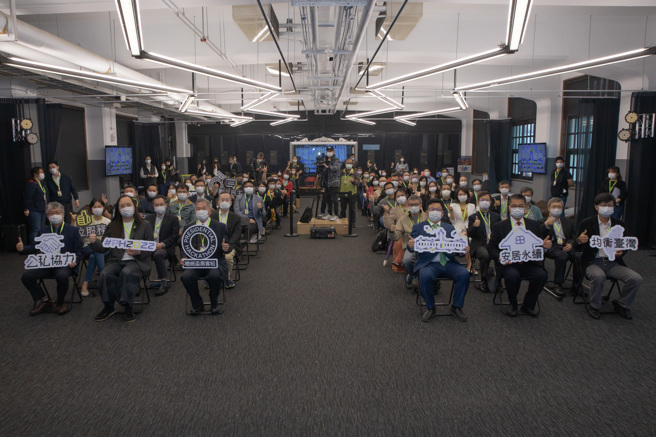 全体大合影。（图／内政部提供）