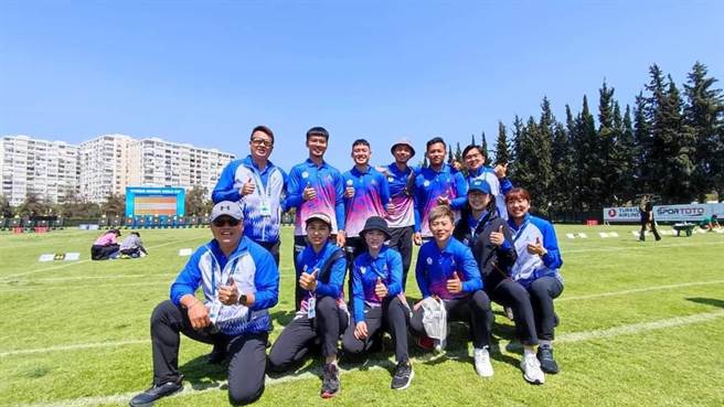 取自蔡英文脸书(中华民国射箭协会提供)