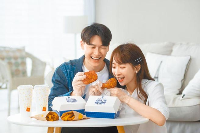 麥當勞「韓風炸雞腿」至31日限時供應，單點140元。（麥當勞提供）