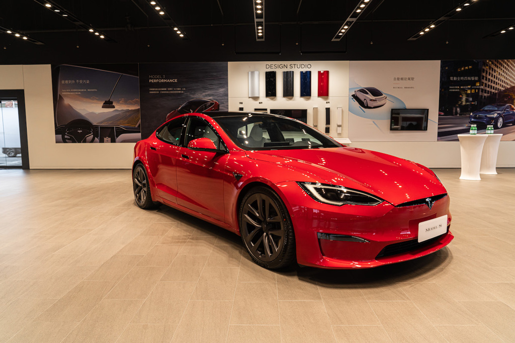 中期改款 Tesla Model S 與 Model X 大公開！5/3 起至 5/27 於全台展間限時亮相 (圖/CarStuff)