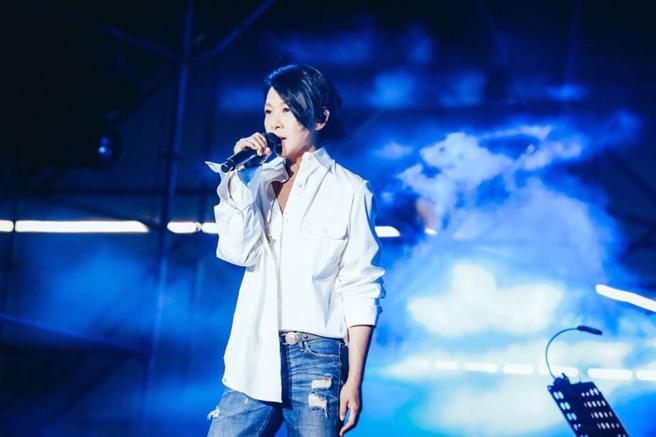 刘若英与丈夫婚后都保有个人的生活空间。(图/翻摄自「刘若英」脸书)