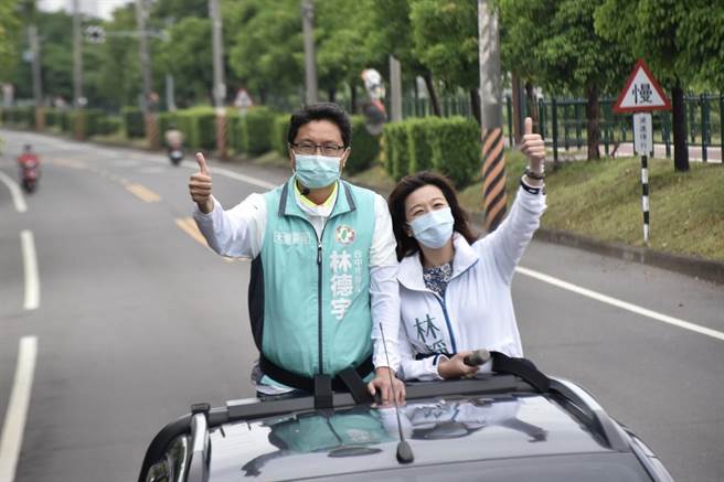 民進黨立委林靜儀3日相挺第13選區（大里霧峰區）市議員林德宇，展開車隊掃街衝高民調支持度。（林德宇服務處提供／盧金足台中傳真）