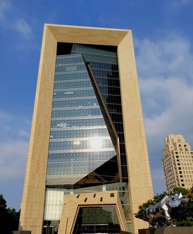 陆企办公大楼。（作者提供）