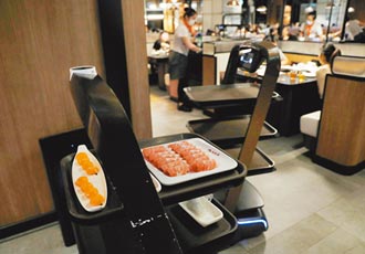 商研良語－新加坡飯店餐飲業：不只自動化，更要智慧化