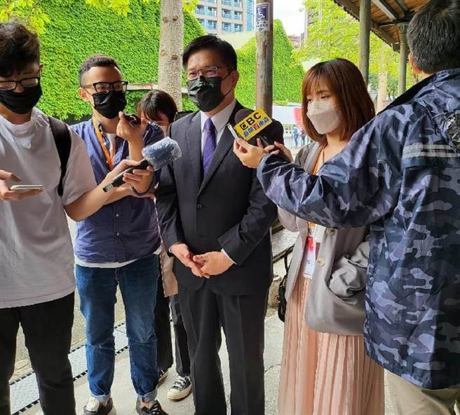 选台北市长民调领先陈时中  林佳龙：会持续准备。林佳龙办公室提供