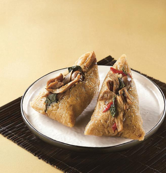 新光三越祥和蔬食三杯素粽禮盒，推薦價1360元。（新光三越提供）