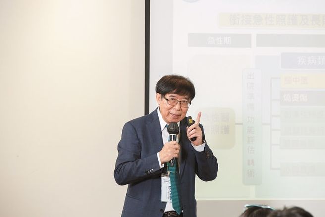 健保署署长李伯璋。(图／康健杂志提供 陈弘璋摄）