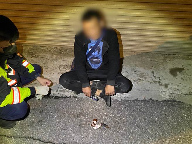 男子偷车当场遭逮，警追查他还另涉纵火案。(警方提供／吕筱蝉桃园传真)